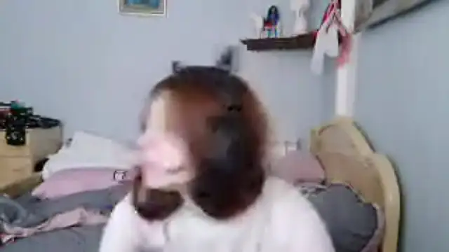 Snapshot of AlessiaViolet chatting on May 2026 08:22:01 AM AlessiaViolet online show from May 2026 08:22:01 AM
