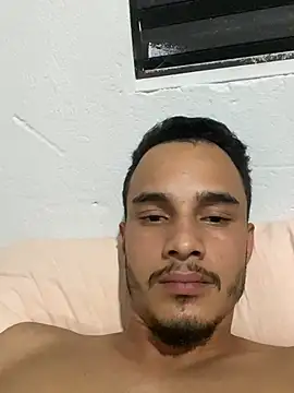 Snapshot of Kleitinho62 chatting on July 2026 04:57:01 PM Kleitinho62 online show from July 2026 04:57:01 PM