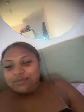 Snapshot of LittleMissGrippy chatting on July 2026 08:41:02 PM LittleMissGrippy online show from July 2026 08:41:02 PM