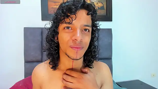 Snapshot of Lucas_cruz1 chatting on July 2026 03:15:01 AM Lucas cruz1 online show from July 2026 03:15:01 AM