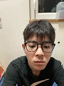 Snapshot of ryouya_ryouya chatting on May 2026 11:18:02 AM ryouya ryouya online show from May 2026 11:18:02 AM