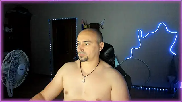 Snapshot of -SexyDaddy- chatting on June 2026 06:01:02 PM -SexyDaddy- online show from June 2026 06:01:02 PM
