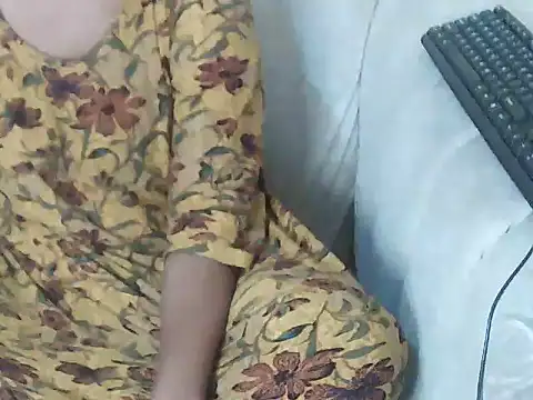 Snapshot of sexxybutties chatting on June 2026 06:26:01 AM sexxybutties online show from June 2026 06:26:01 AM