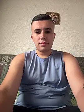 Snapshot of Diiego_Axel chatting on June 2026 05:35:01 PM Diiego Axel online show from June 2026 05:35:01 PM