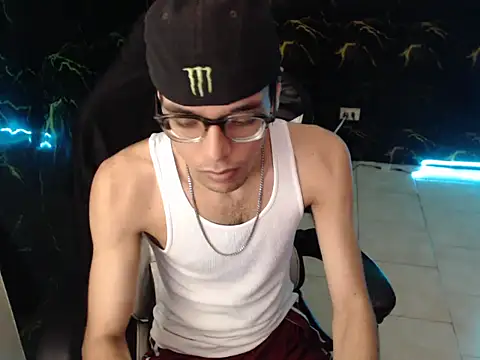 Snapshot of draven_sex chatting on June 2026 01:43:02 AM draven sex online show from June 2026 01:43:02 AM
