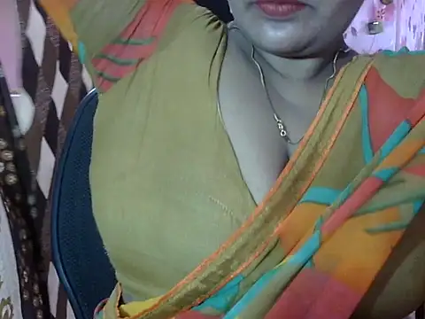 Snapshot of PRIYANKA_023 chatting on July 2026 08:07:02 AM PRIYANKA 023 online show from July 2026 08:07:02 AM