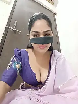 Snapshot of savita97567 chatting on June 2026 04:11:02 PM savita97567 online show from June 2026 04:11:02 PM
