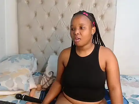 Lihle 00 online show from June 2026 03:11:02 PM