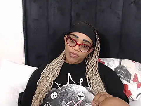 SultryDivax online show from June 2026 11:38:02 PM