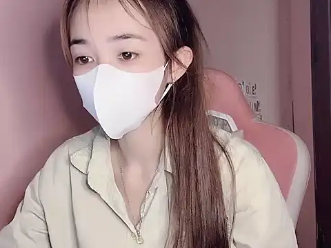Alee8668 online show from July 2026 03:45:02 AM