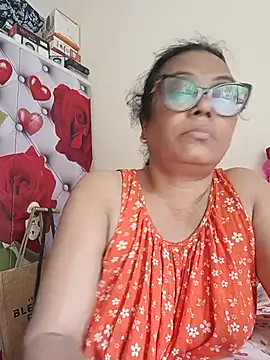 chatterjeesayani567 online show from June 2026 05:50:02 AM