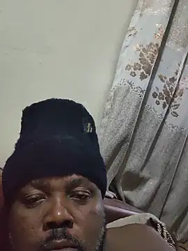 Snapshot of bloe101 chatting on July 2026 01:53:01 AM bloe101 online show from July 2026 01:53:01 AM