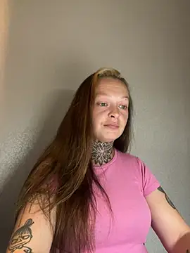 Elleeen online show from July 2026 08:47:02 PM