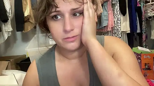 maddiliz online show from October 2025 12:01:02 AM