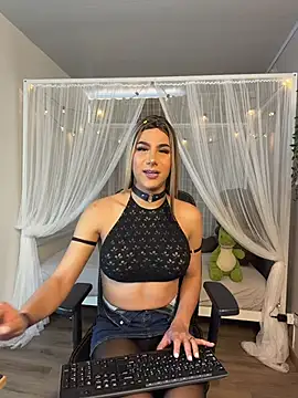 Martinaa Rose online show from June 2026 12:53:02 PM