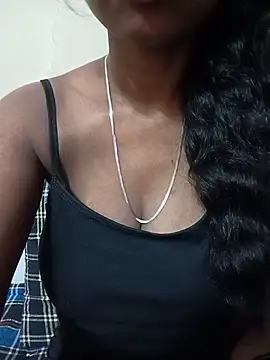 Snapshot of Sexy-Zeenat chatting on July 2026 08:30:01 AM Sexy-Zeenat online show from July 2026 08:30:01 AM