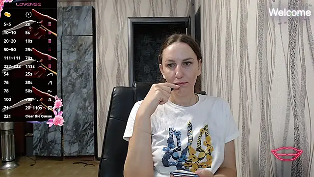 Yevgeshka-Milashka online show from October 2025 05:26:02 AM