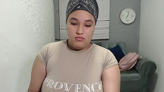 leilasosexy online show from June 2026 12:25:02 PM