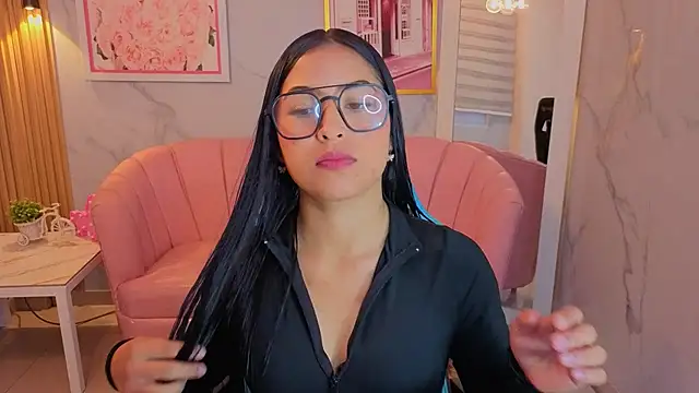 lia x a online show from June 2026 01:17:02 PM
