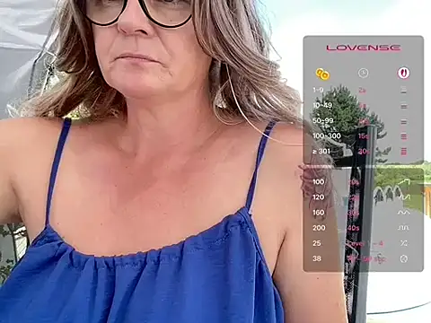 Snapshot of DirtyMarie80 chatting on June 2026 10:09:01 AM DirtyMarie80 online show from June 2026 10:09:01 AM