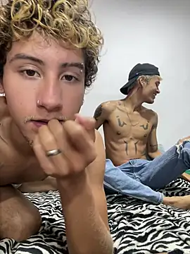 Dittoandpayton online show from June 2026 02:01:01 AM