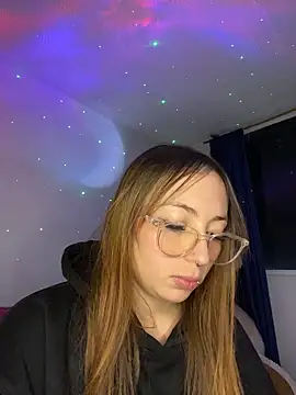 Snapshot of Caamii_ chatting on June 2026 03:31:01 AM Caamii online show from June 2026 03:31:01 AM