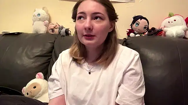 Snapshot of Pollychery chatting on June 2026 04:01:01 PM Pollychery online show from June 2026 04:01:01 PM