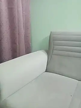 Yours Stepmom online show from July 2026 05:05:01 PM
