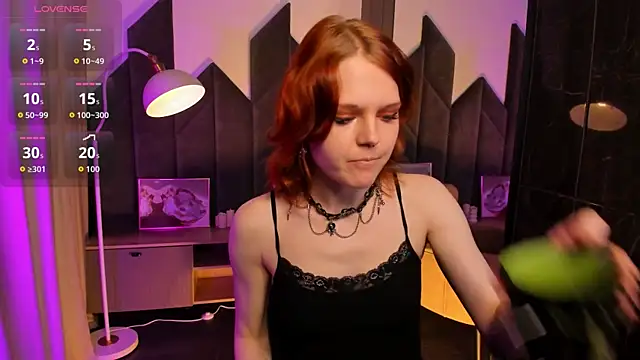 Snapshot of Goddess__Alice chatting on June 2026 01:15:02 PM Goddess Alice online show from June 2026 01:15:02 PM