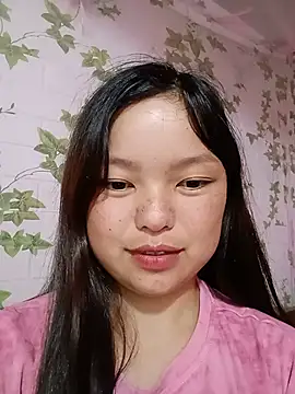 Snapshot of Linna-bae chatting on June 2026 02:24:02 AM Linna-bae online show from June 2026 02:24:02 AM