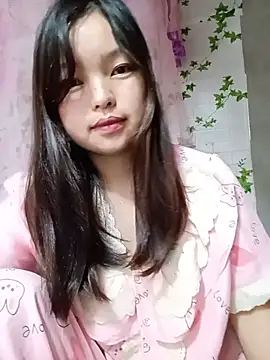 Snapshot of Linna-bae chatting on July 2026 11:27:01 AM Linna-bae online show from July 2026 11:27:01 AM