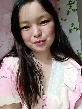 Snapshot of Linna-bae chatting on July 2026 11:06:01 AM Linna-bae online show from July 2026 11:06:01 AM