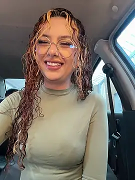 Snapshot of Joyce-fire chatting on July 2026 06:43:02 PM Joyce-fire online show from July 2026 06:43:02 PM