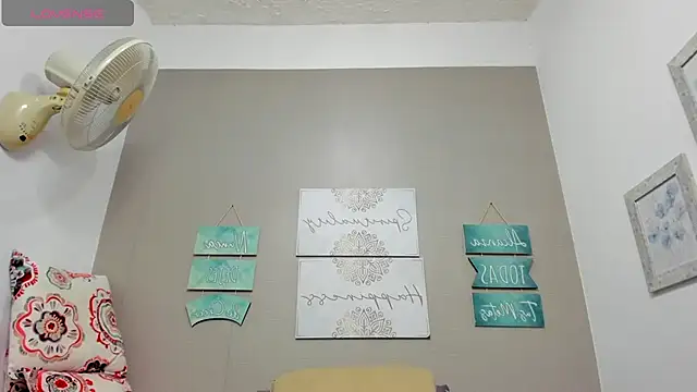 mikaela s3x online show from July 2026 04:39:33 PM