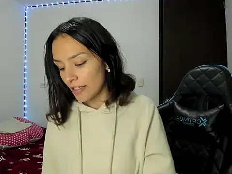 Snapshot of Megan_blue__ chatting on June 2026 10:21:02 PM Megan blue online show from June 2026 10:21:02 PM