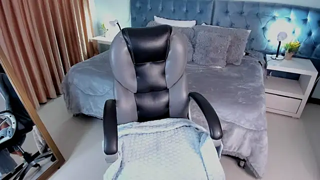 kat cute   online show from June 2026 06:52:02 AM