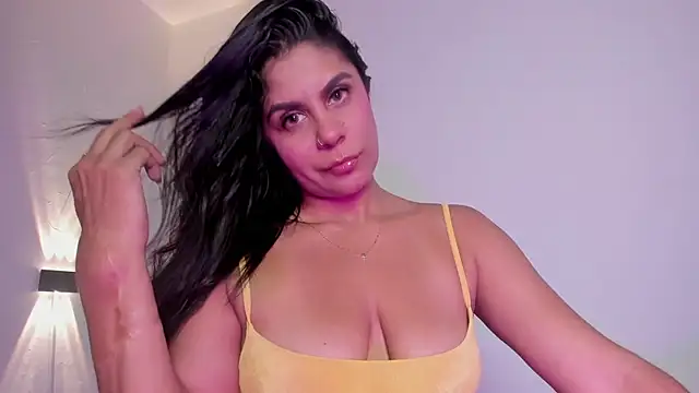 antonella lee x online show from June 2026 09:36:02 PM