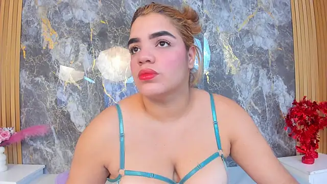 Snapshot of AMMY_HONEY chatting on July 2026 07:41:01 PM AMMY HONEY online show from July 2026 07:41:01 PM