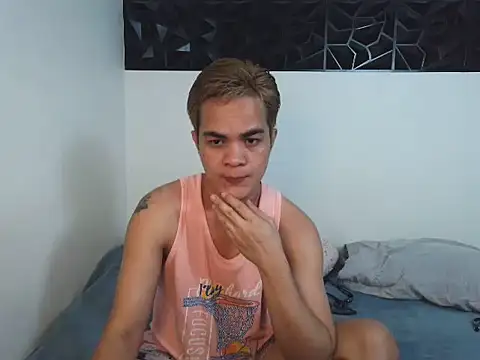 Snapshot of yourmikexxx chatting on June 2026 12:37:01 PM yourmikexxx online show from June 2026 12:37:01 PM