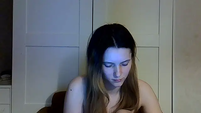 KatteLightX online show from June 2026 07:42:01 PM