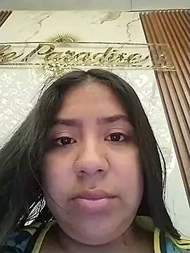 Amber Herrera online show from June 2026 12:18:02 PM