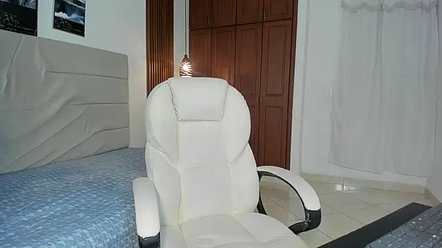 lia monroe1 online show from July 2026 08:07:01 PM