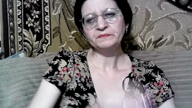 Snapshot of Dear_Annet chatting on June 2026 06:31:01 PM Dear Annet online show from June 2026 06:31:01 PM