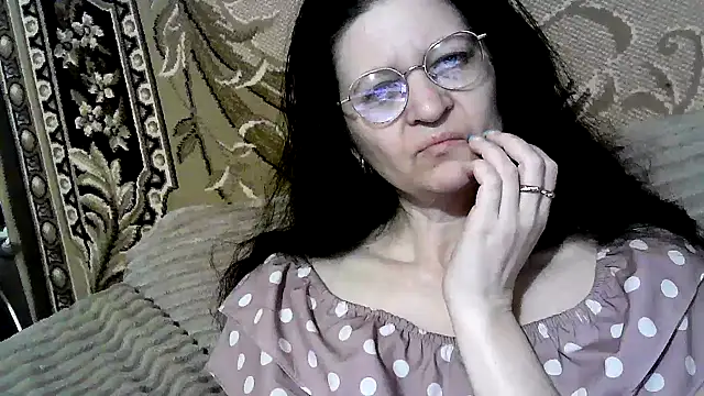 Snapshot of Dear_Annet chatting on July 2026 10:12:01 PM Dear Annet online show from July 2026 10:12:01 PM