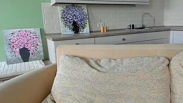 SwiiityKiss online show from July 2026 06:43:02 AM