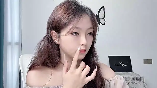 Snapshot of wenwen8888 chatting on July 2026 03:00:02 AM wenwen8888 online show from July 2026 03:00:02 AM