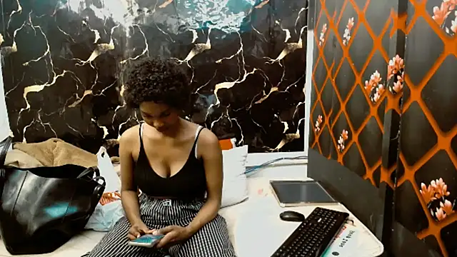 Caramelminxx  online show from July 2026 07:24:01 AM