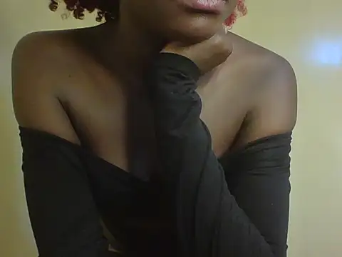 Snapshot of Melly_moll chatting on July 2026 02:41:01 PM Melly moll online show from July 2026 02:41:01 PM