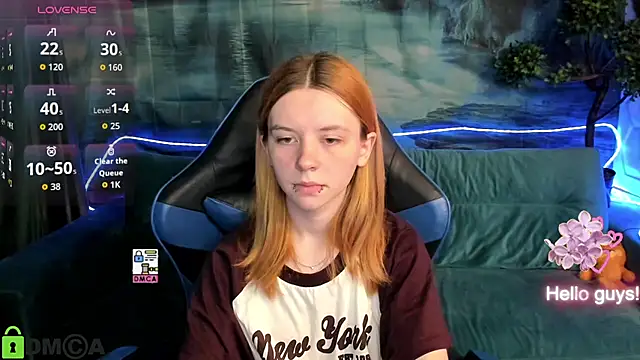 Snapshot of CarolInWonderland chatting on June 2026 06:45:02 AM CarolInWonderland online show from June 2026 06:45:02 AM