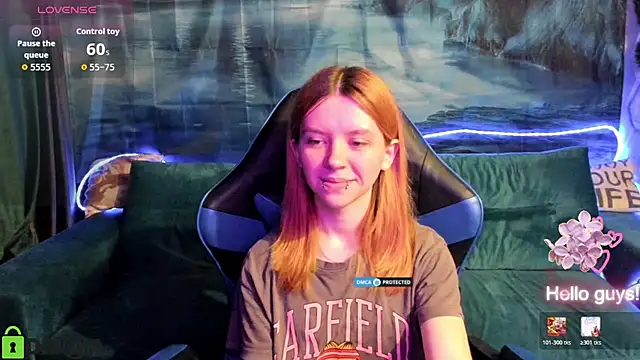Snapshot of CarolInWonderland chatting on July 2026 07:24:01 AM CarolInWonderland online show from July 2026 07:24:01 AM